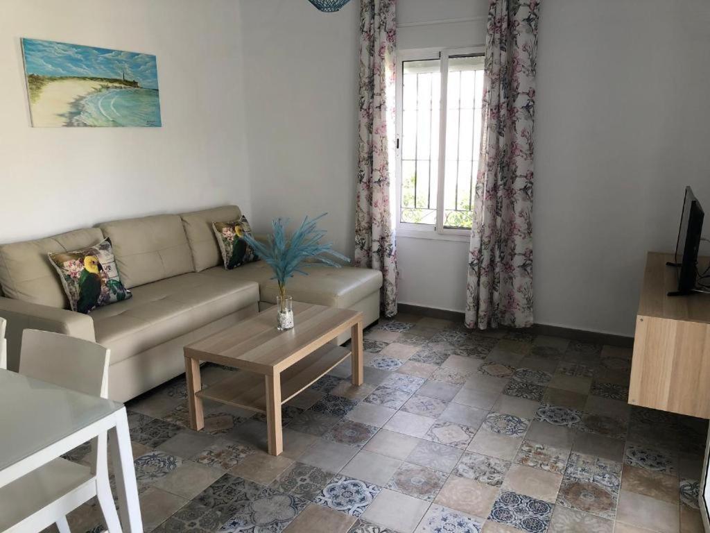 Apartamentos Cala Isabel Zahora Ngoại thất bức ảnh