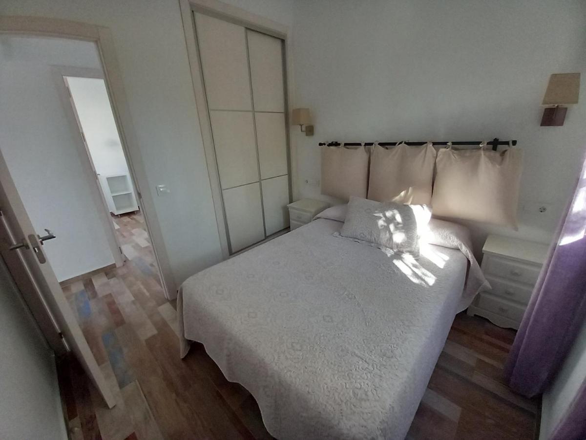 Apartamentos Cala Isabel Zahora Ngoại thất bức ảnh