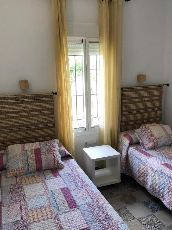 Apartamentos Cala Isabel Zahora Ngoại thất bức ảnh