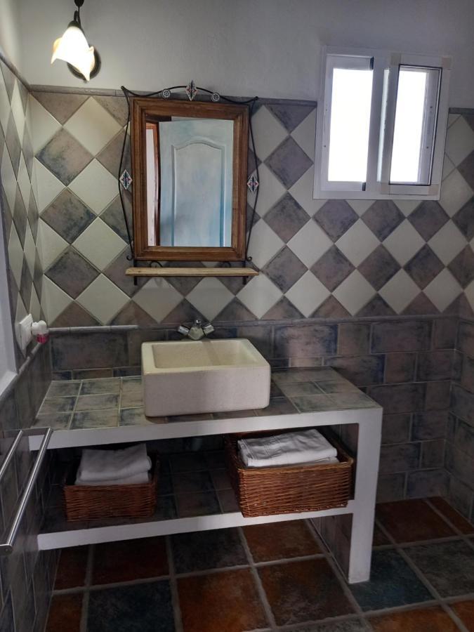 Apartamentos Cala Isabel Zahora Ngoại thất bức ảnh